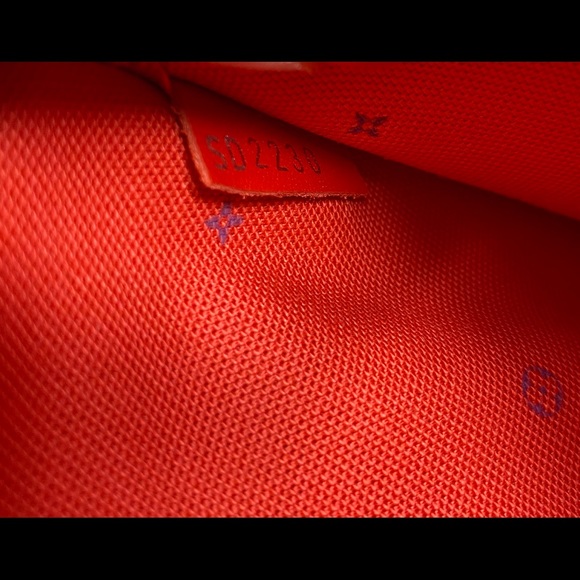 ❌TRADED❌ Louis Vuitton MM Neverfull Escale Rouge - Picture 7 of 7